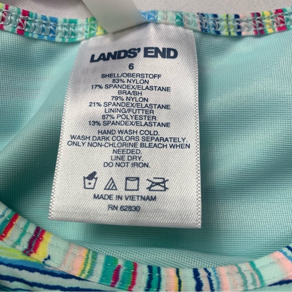 NWT Lands' End Green Multicolored Fitted Short Sleeve Swim Tee Women’s Size 6 - Picture 3 of 15